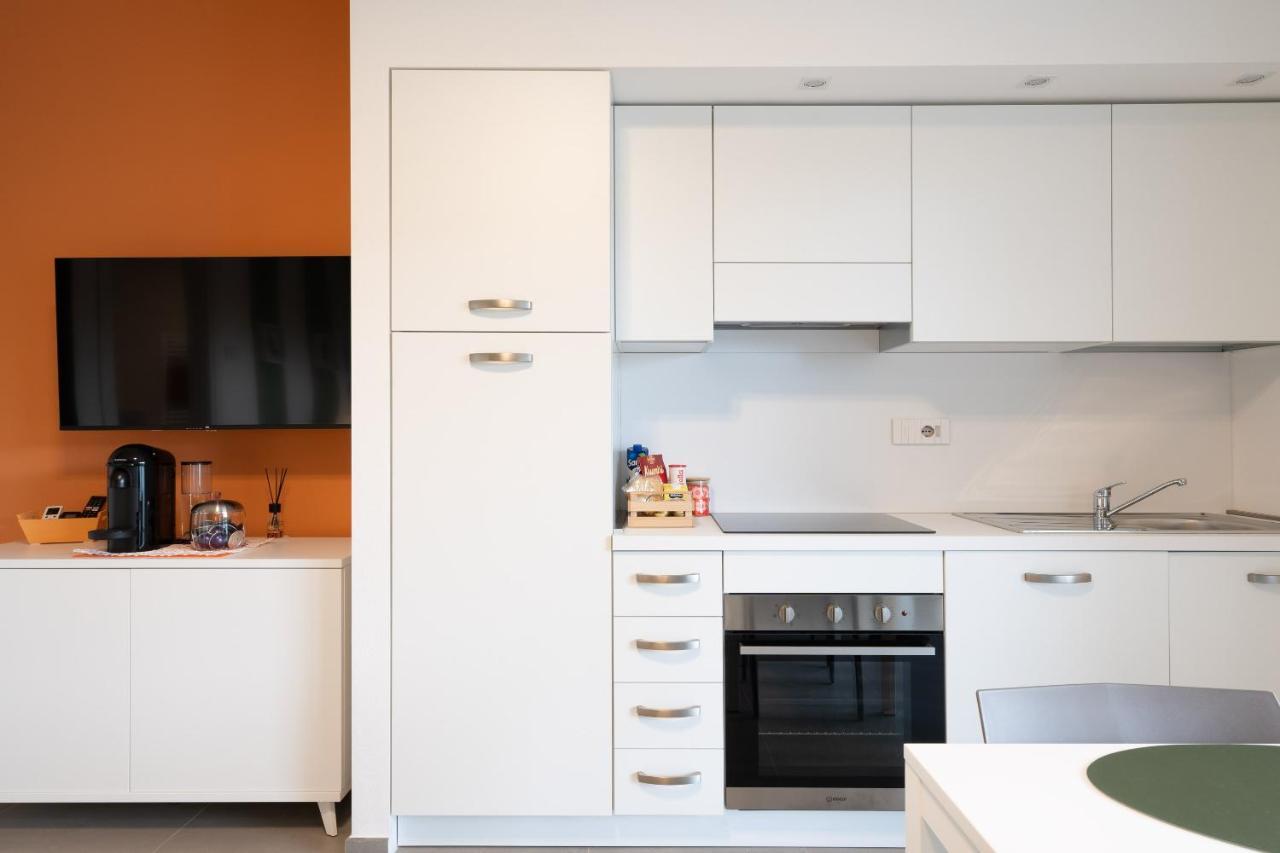 Louxory Accomodation Cagliari Apartment Bagian luar foto