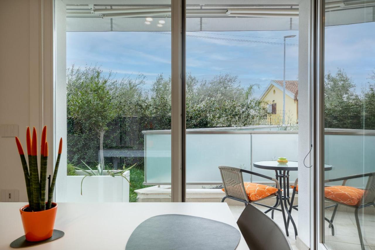 Louxory Accomodation Cagliari Apartment Bagian luar foto