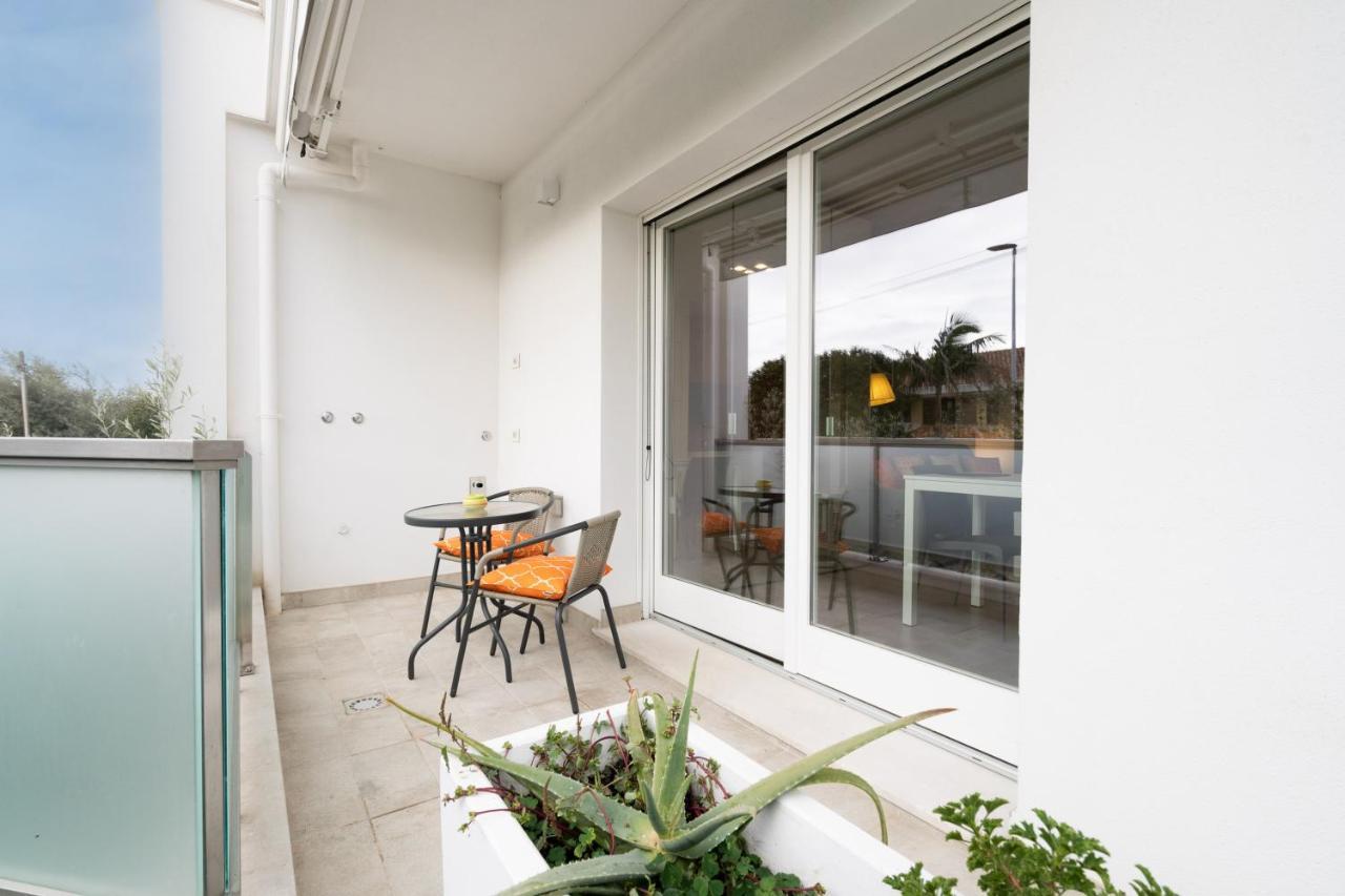 Louxory Accomodation Cagliari Apartment Bagian luar foto