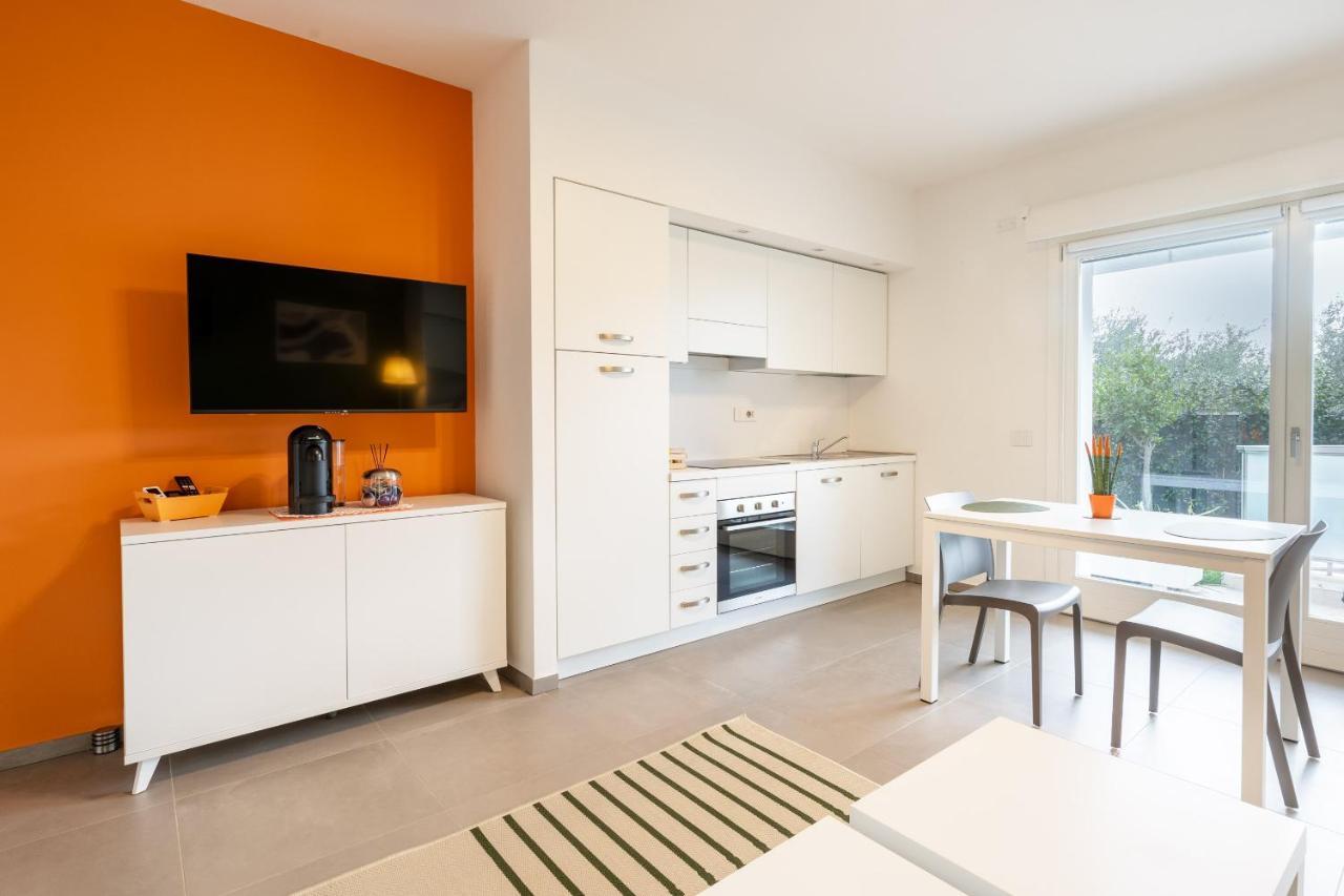 Louxory Accomodation Cagliari Apartment Bagian luar foto